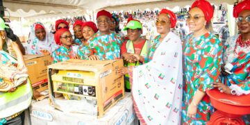 Tinubu, Uzodimma Empower 4,500 South-East Women With Business Equipment