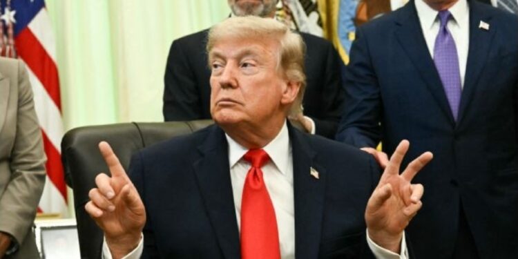 Trump Floats ‘Trump Strait’ Name For Hormuz Amid Iran Clashes