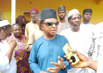 Shehu Sani installs solar power at Sabo General Hospital, promises dialysis centre